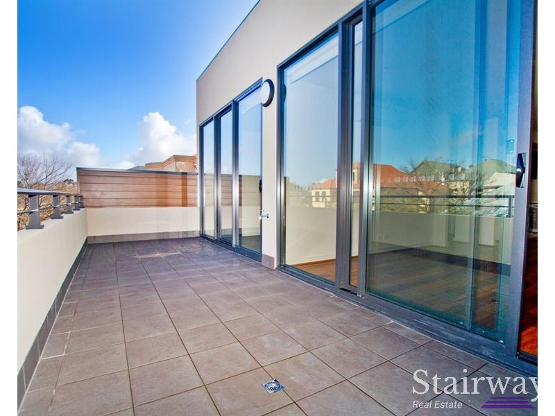 10/2 Marina Drive, Ascot WA 6104