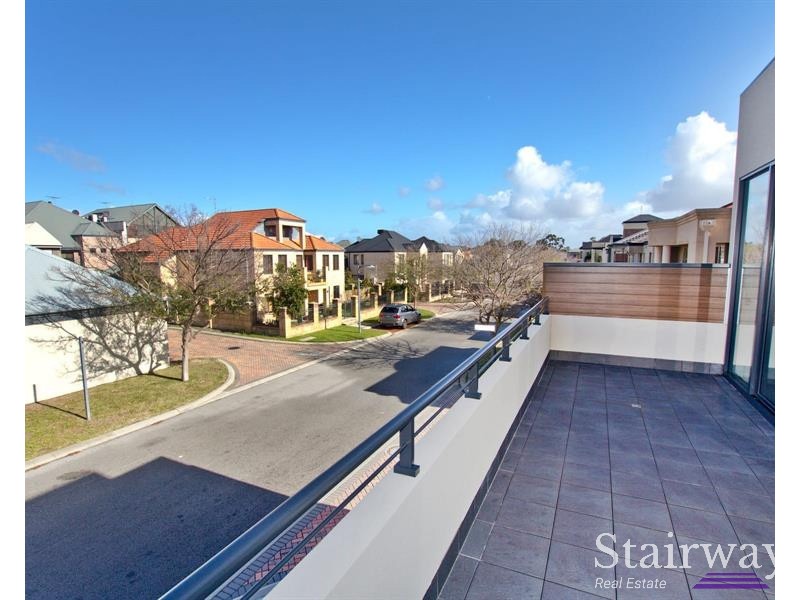 10/2 Marina Drive, Ascot WA 6104