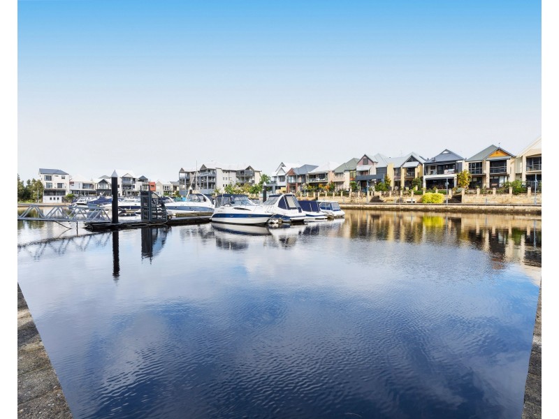 19/2 Marina Drive, Ascot WA 6104