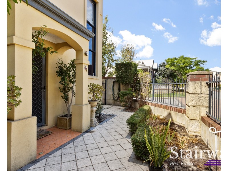 85 Waterway Crescent, Ascot WA 6104