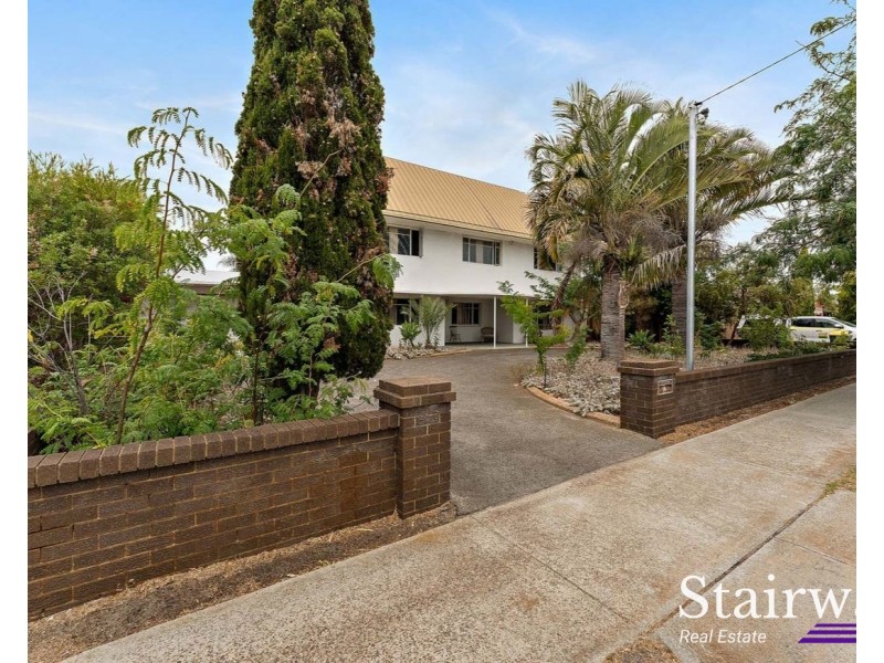 16 Leach Avenue, Riverton WA 6148