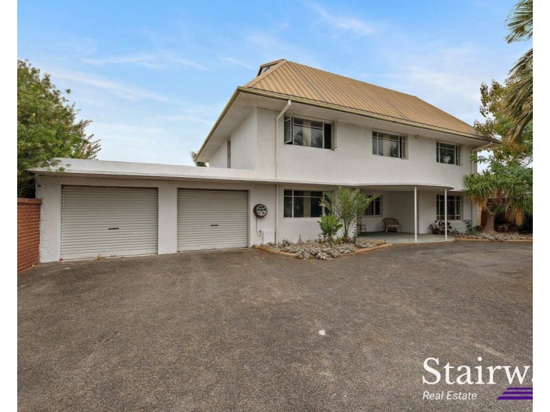 16 Leach Avenue, Riverton WA 6148