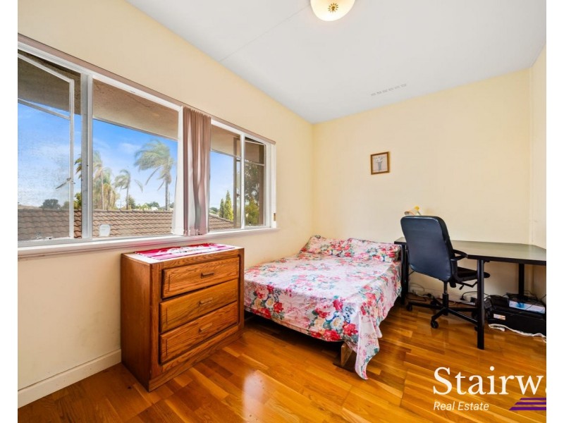 16 Leach Avenue, Riverton WA 6148