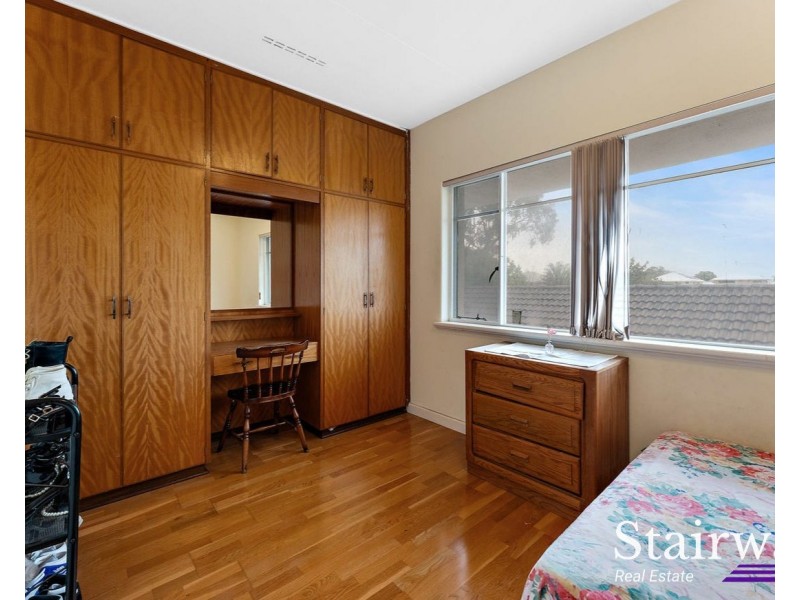 16 Leach Avenue, Riverton WA 6148