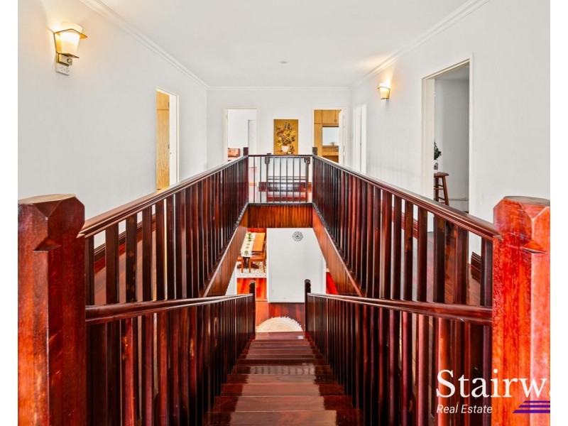 16 Leach Avenue, Riverton WA 6148