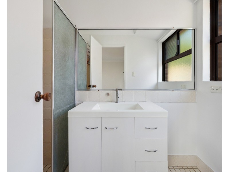 15 Canterbury Drive, Willetton WA 6155