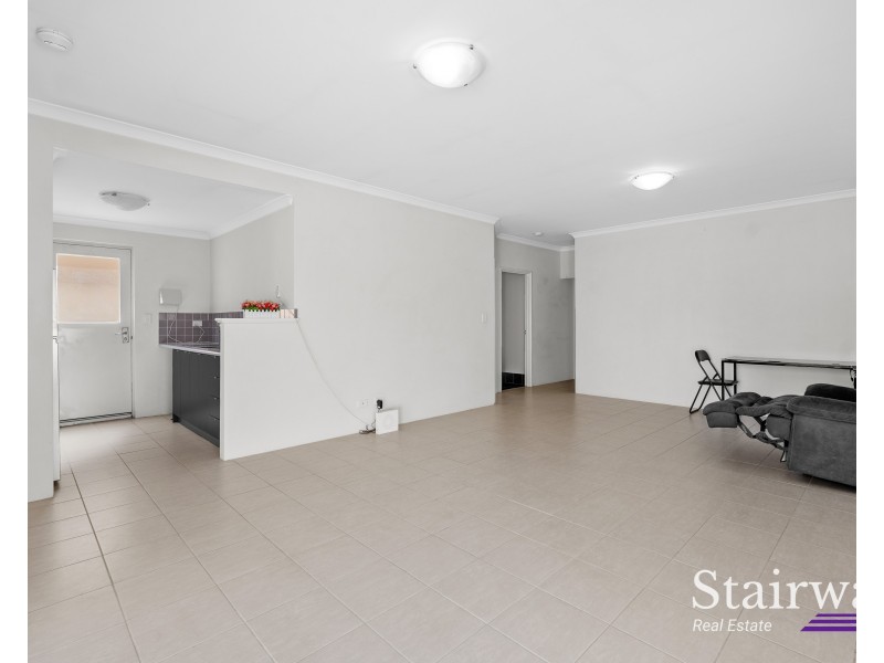 9/15 Durling Place, Kelmscott WA 6111