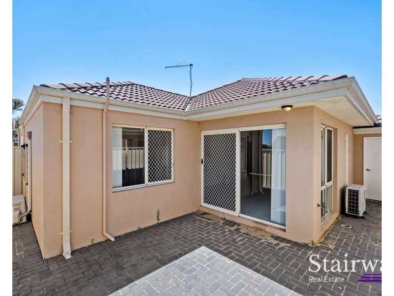 9/15 Durling Place, Kelmscott WA 6111