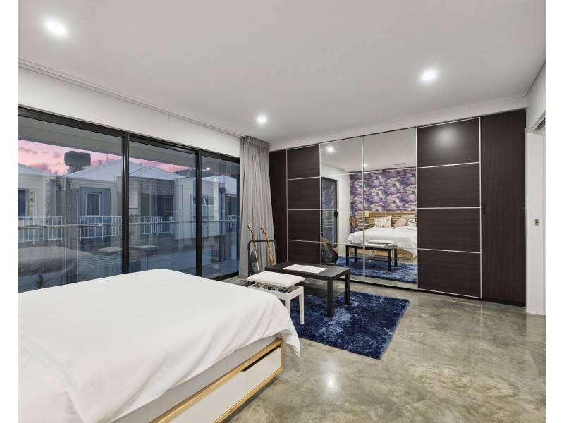 6 Finn Cove, Ascot WA 6104