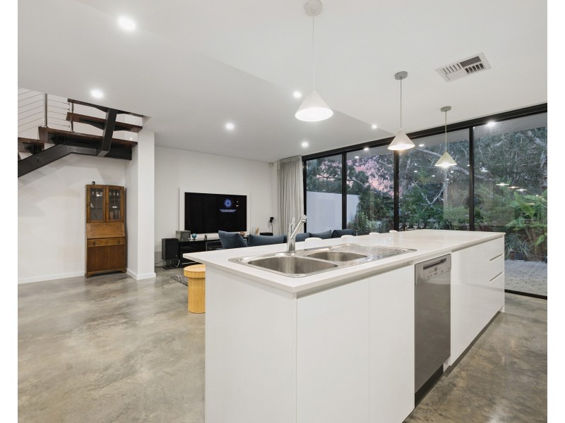 6 Finn Cove, Ascot WA 6104