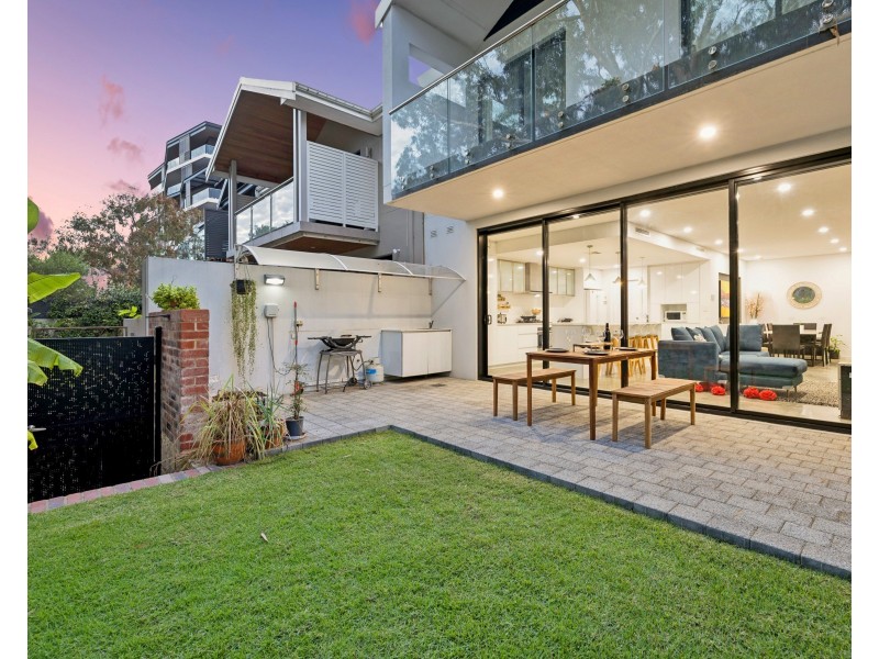 6 Finn Cove, Ascot WA 6104