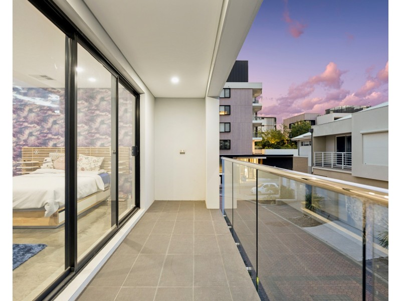 6 Finn Cove, Ascot WA 6104