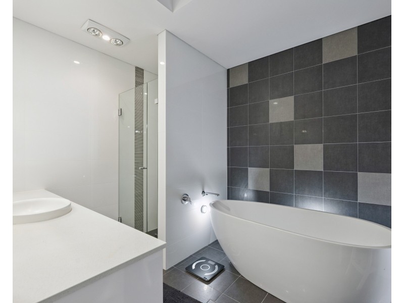 6 Finn Cove, Ascot WA 6104