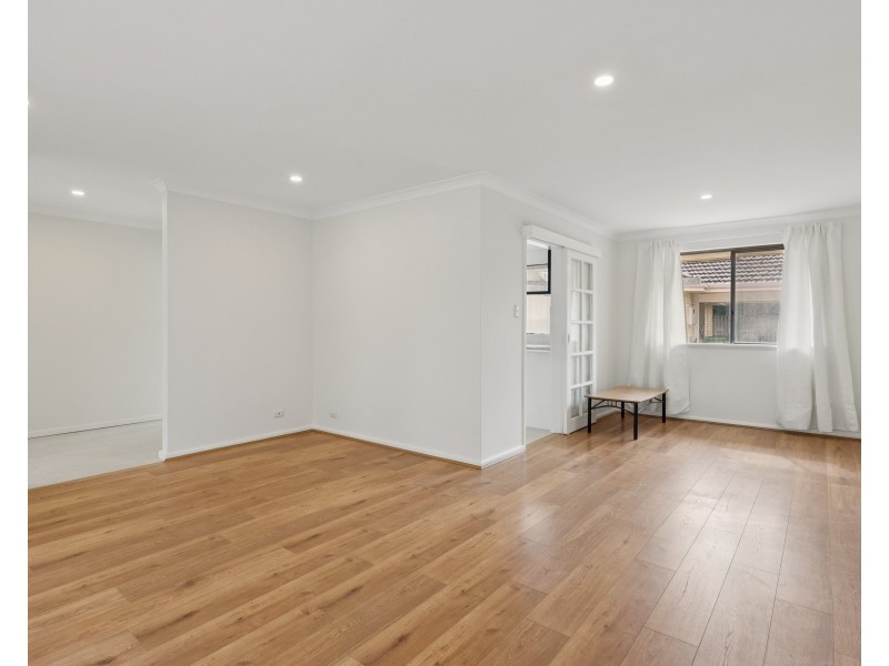 16A Hawke Pass, Bateman WA 6150
