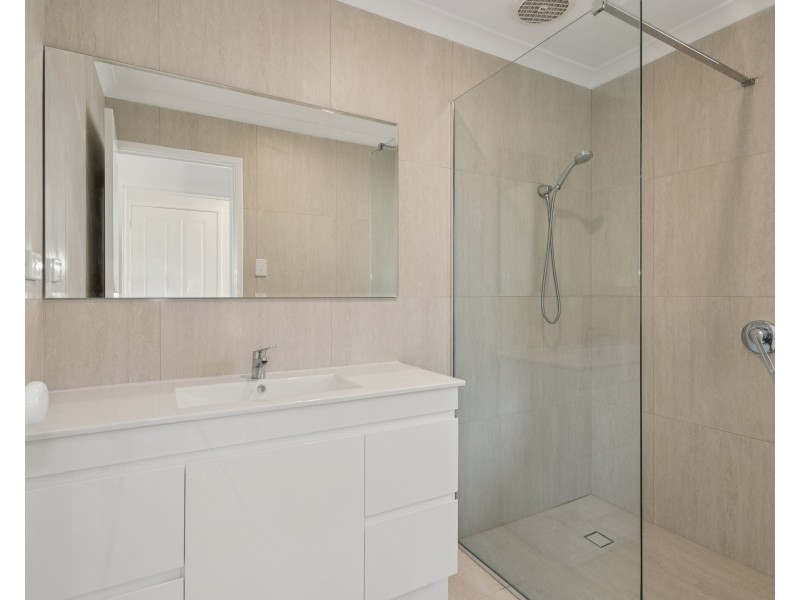 16A Hawke Pass, Bateman WA 6150