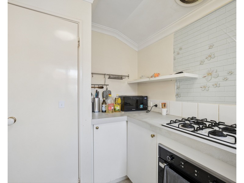 6/278 Wharf Street, Queens Park WA 6107
