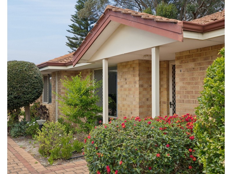 6/278 Wharf Street, Queens Park WA 6107