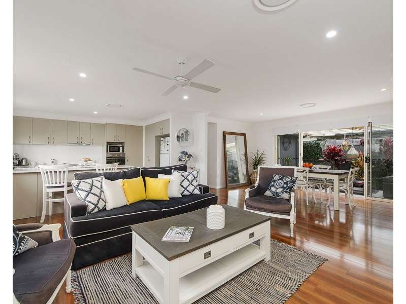 120 South Pacific Boulevarde, Lake Cathie NSW 2445