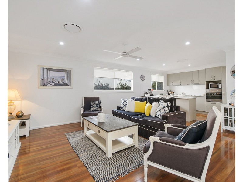 120 South Pacific Boulevarde, Lake Cathie NSW 2445