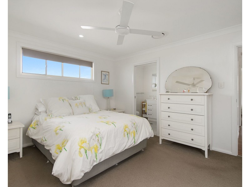 120 South Pacific Boulevarde, Lake Cathie NSW 2445