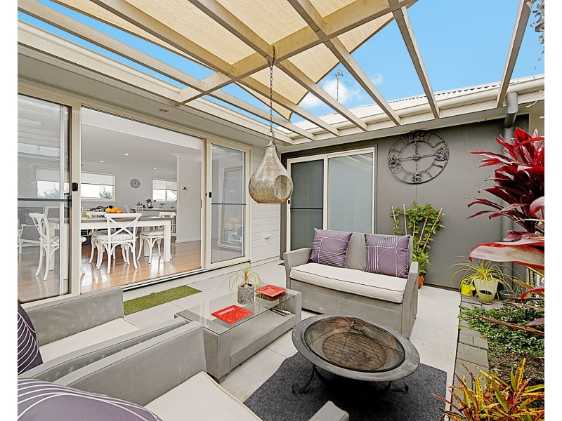 120 South Pacific Boulevarde, Lake Cathie NSW 2445