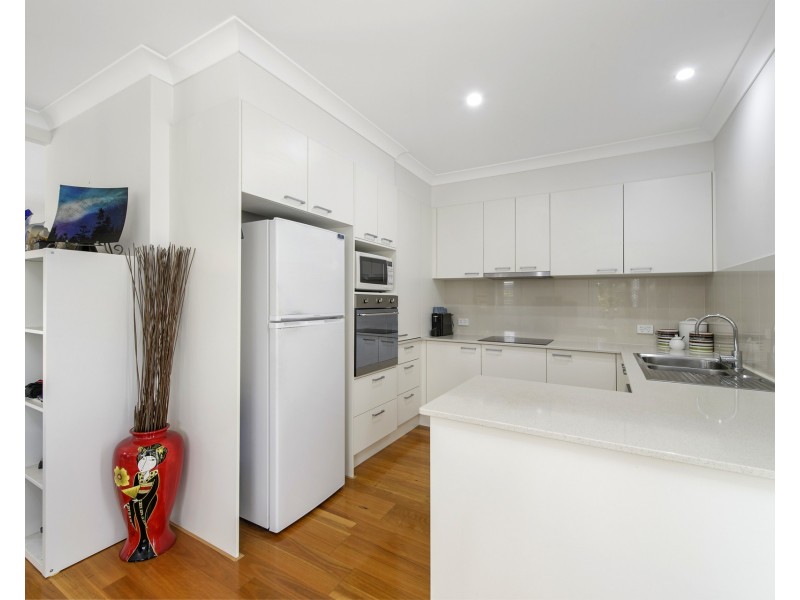 6 Southern Ocean Street, Lake Cathie NSW 2445