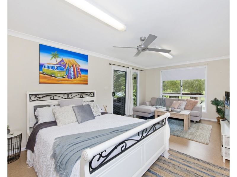 19 Eames Avenue, North Haven NSW 2443