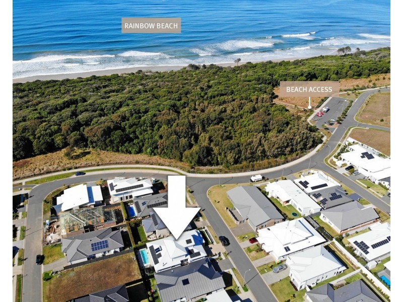 8 Summer Circuit, Lake Cathie NSW 2445