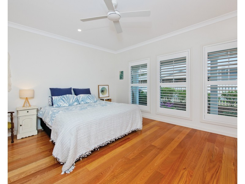 8 Summer Circuit, Lake Cathie NSW 2445