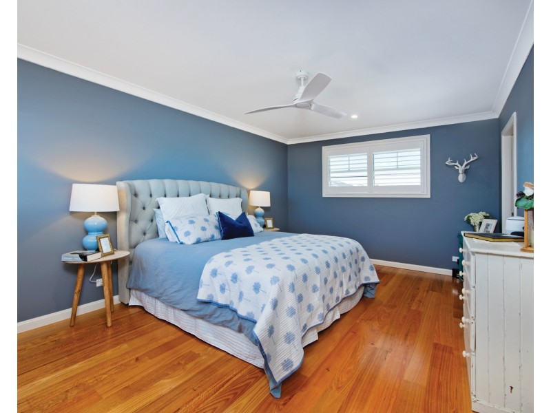 8 Summer Circuit, Lake Cathie NSW 2445