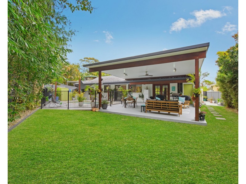 10 Banjora Place, Lake Cathie NSW 2445