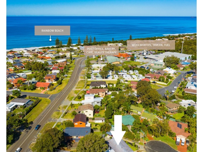 10 Banjora Place, Lake Cathie NSW 2445