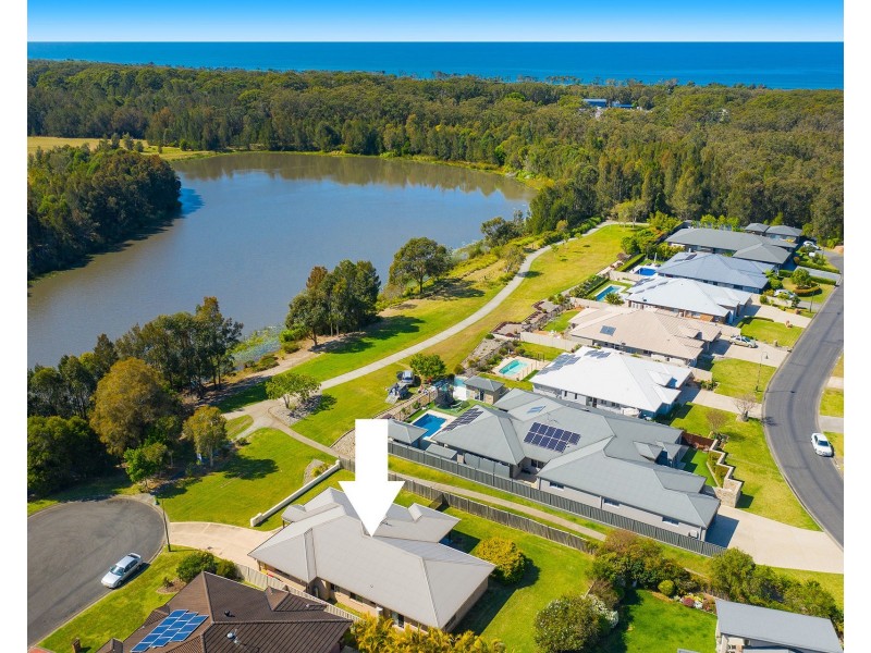 8 Seafarers Close, Bonny Hills NSW 2445