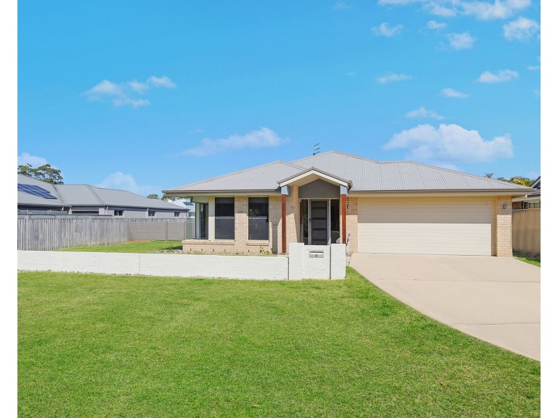 8 Seafarers Close, Bonny Hills NSW 2445