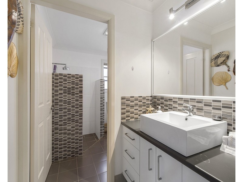 8 Seafarers Close, Bonny Hills NSW 2445