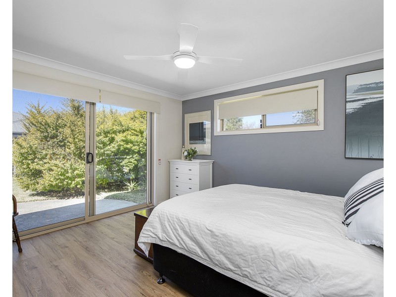 8 Seafarers Close, Bonny Hills NSW 2445
