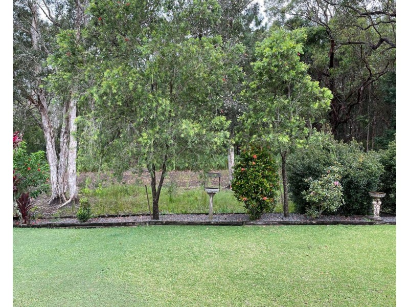 18 Glen Close, North Haven NSW 2443