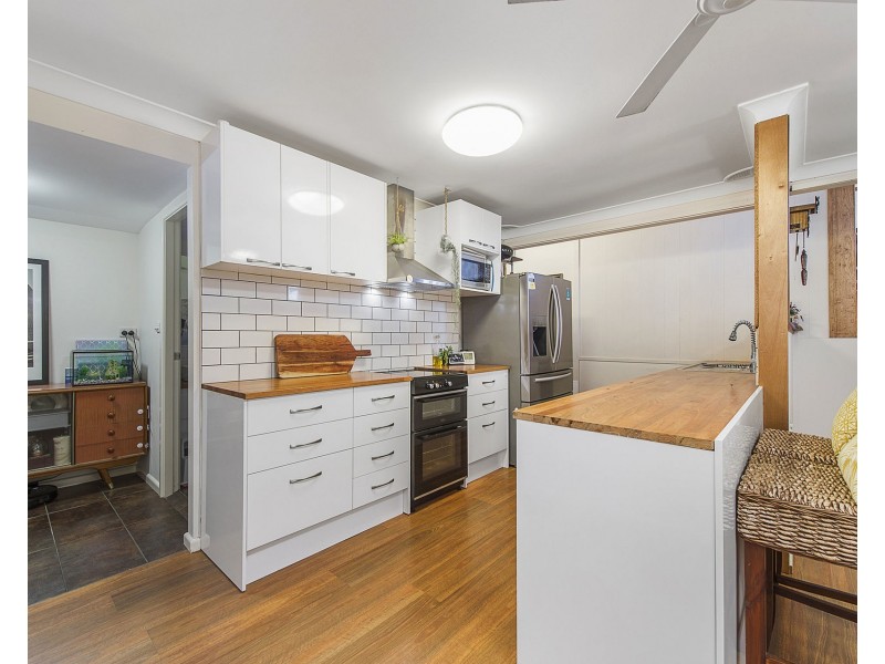 121 Chepana Street, Lake Cathie NSW 2445