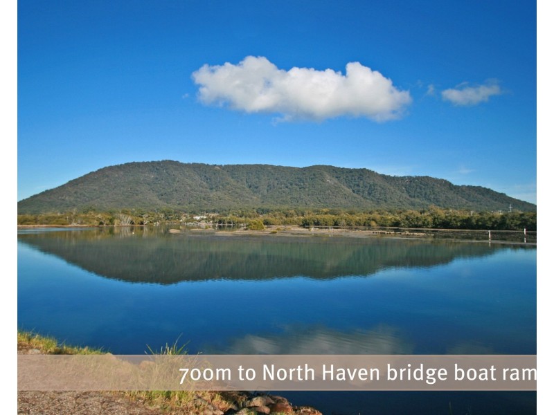 475 Ocean Drive, Laurieton NSW 2443