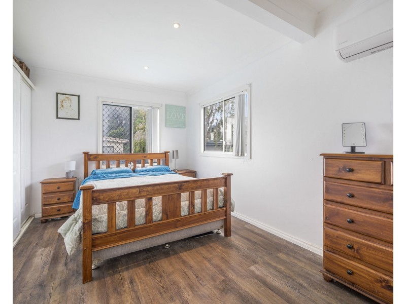 31 Lake Street, Laurieton NSW 2443