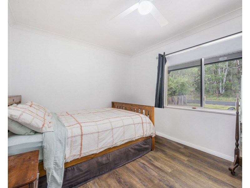 31 Lake Street, Laurieton NSW 2443