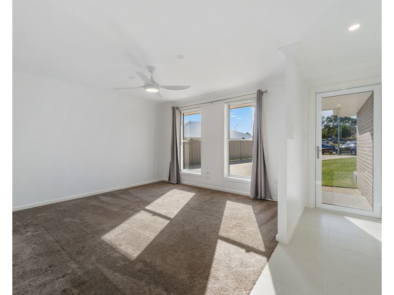 4 Celtic Court, Lake Cathie NSW 2445