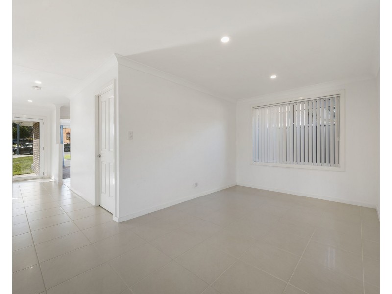 4 Celtic Court, Lake Cathie NSW 2445