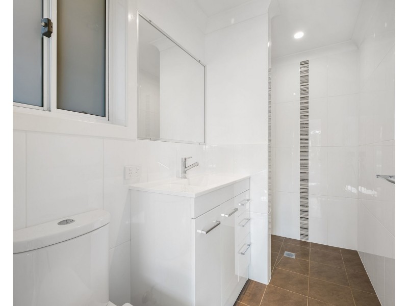 4 Celtic Court, Lake Cathie NSW 2445