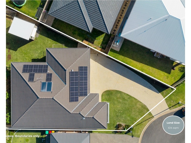 4 Celtic Court, Lake Cathie NSW 2445