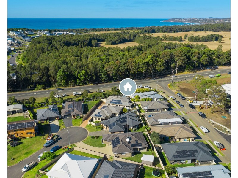 4 Celtic Court, Lake Cathie NSW 2445