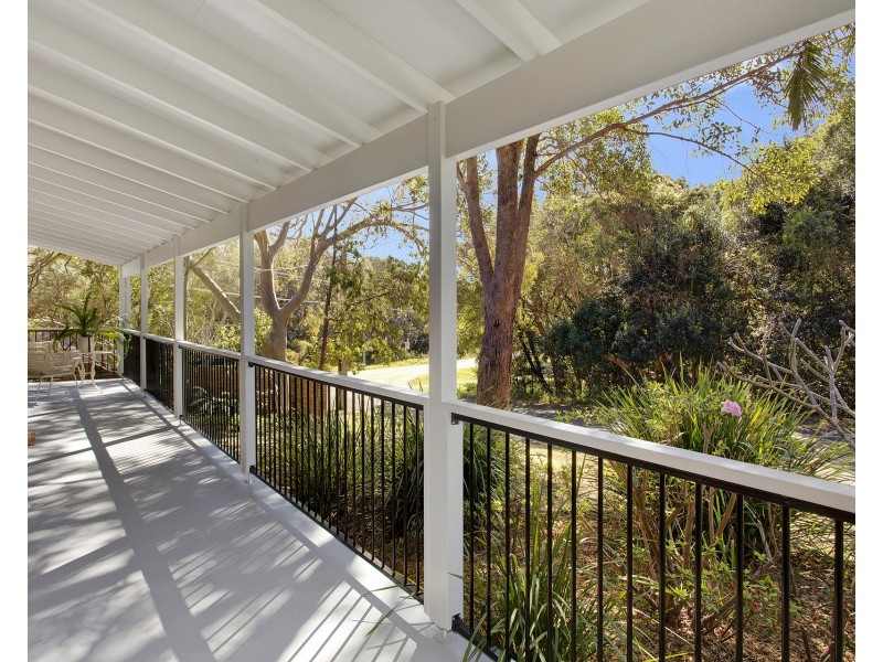 874 Ocean Drive, Bonny Hills NSW 2445