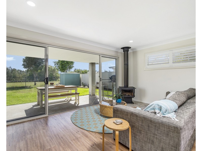 19 Northwind Crescent, Bonny Hills NSW 2445