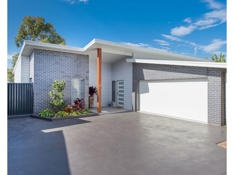 2/20 St Lucia Place, Bonny Hills NSW 2445