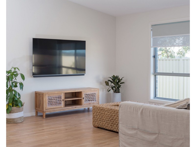 2/20 St Lucia Place, Bonny Hills NSW 2445